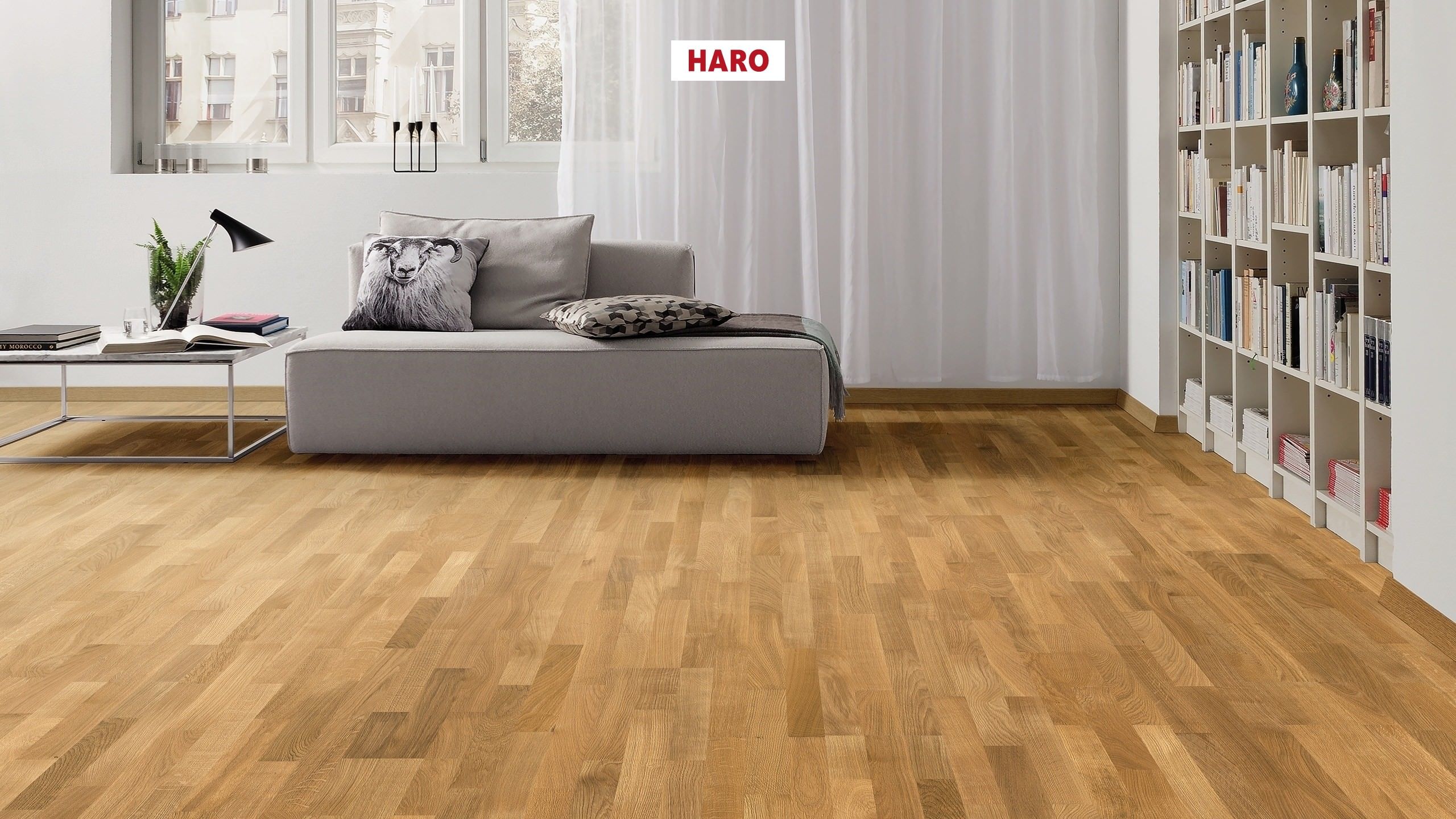 LONGSTRIP OAK TREND BRUSHED