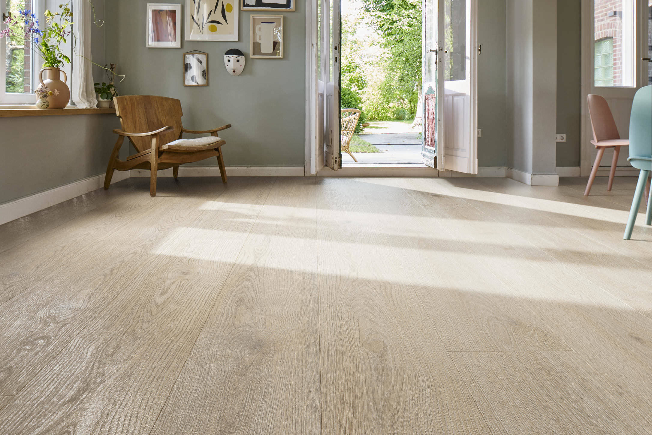 Laminate Floor Tritty 200 Aqua Plank 1-Strip 4V Oak Contura Stone Grey