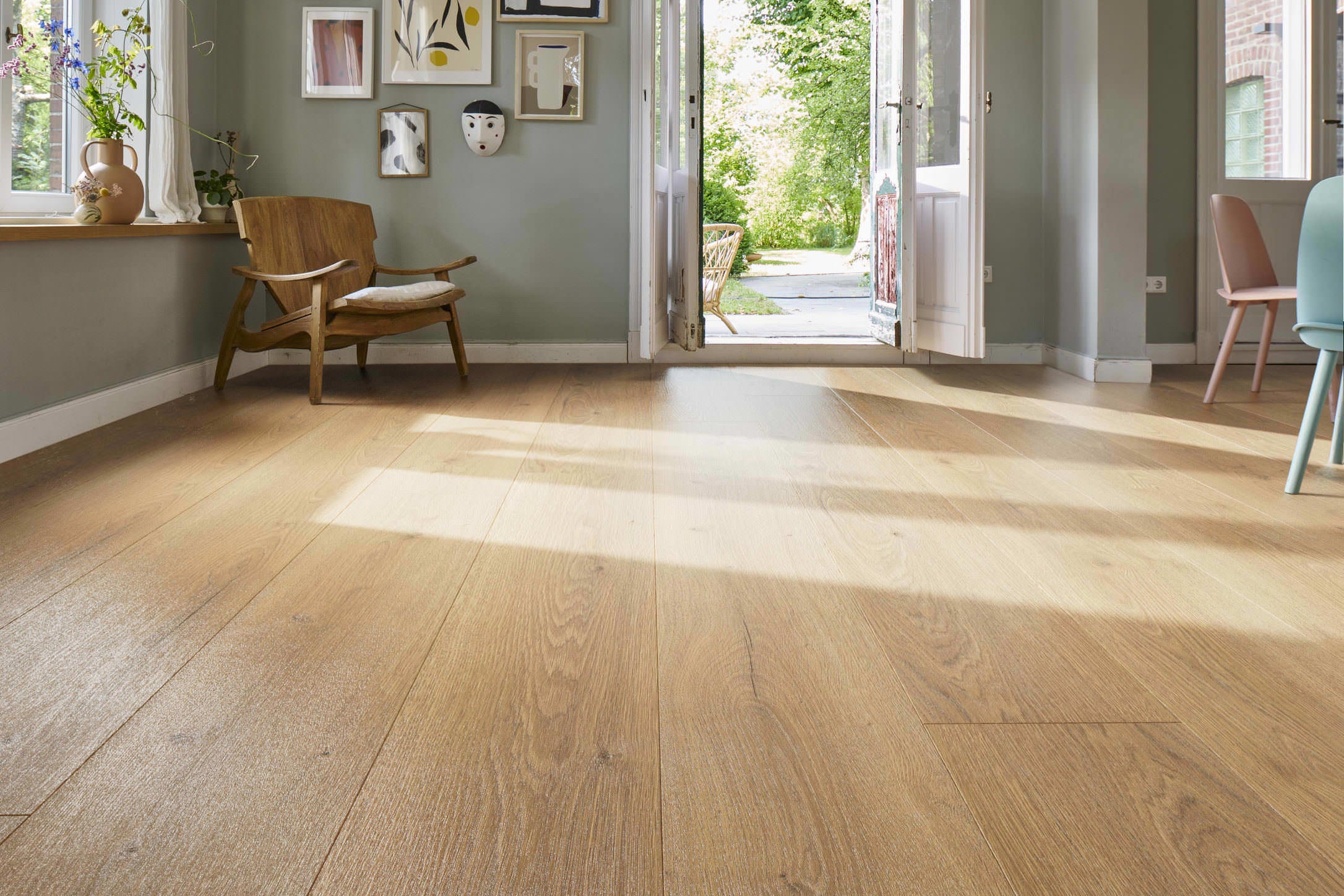 Laminate Floor Tritty 100 Plank 1-Strip 4V Oak Flavia Nature