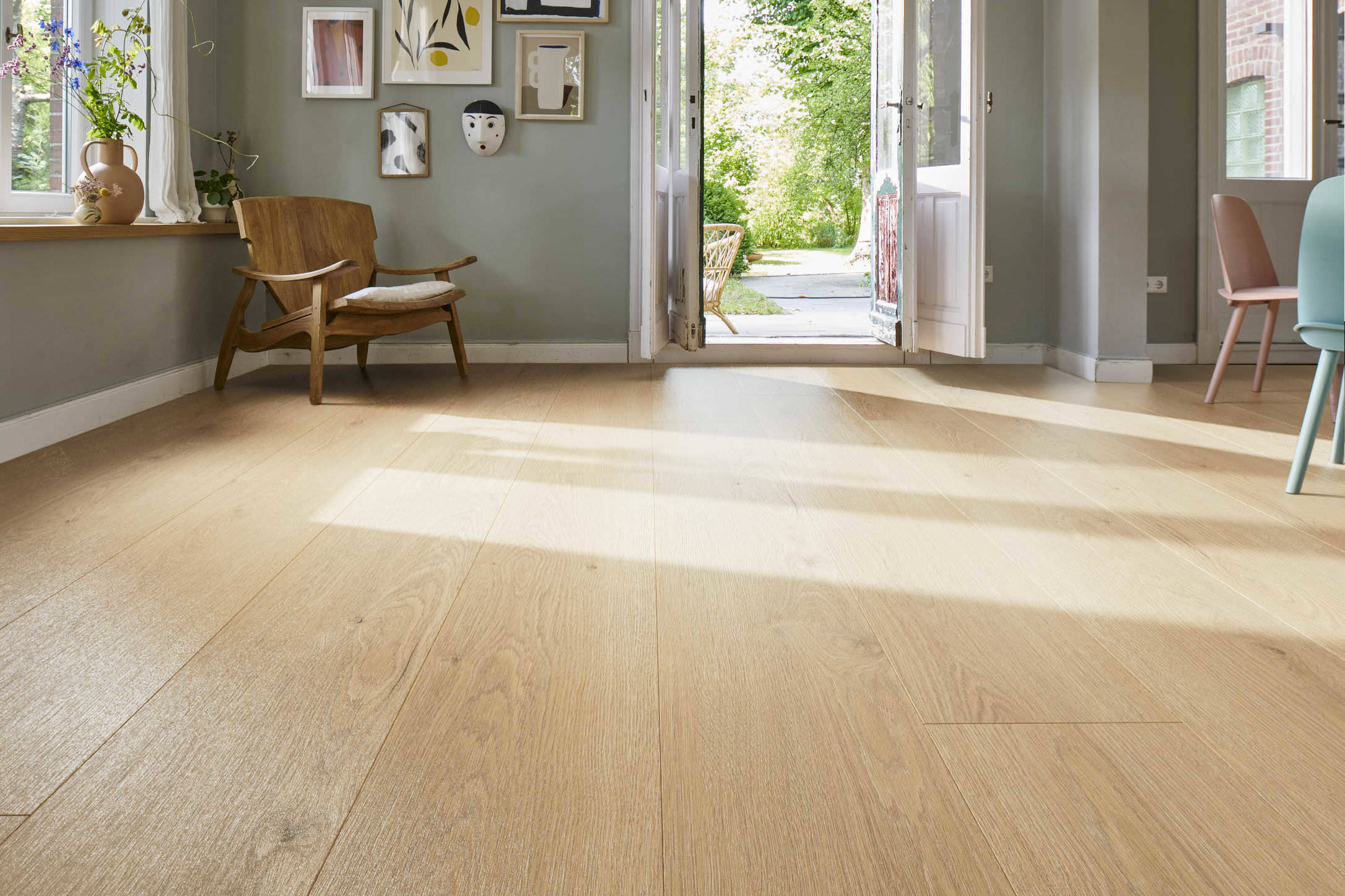 Laminate Floor Tritty 100 Plank 1-Strip 4V Oak Flavia Puro